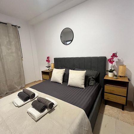 Magdalena Apartament Torrevieja Zewnętrze zdjęcie