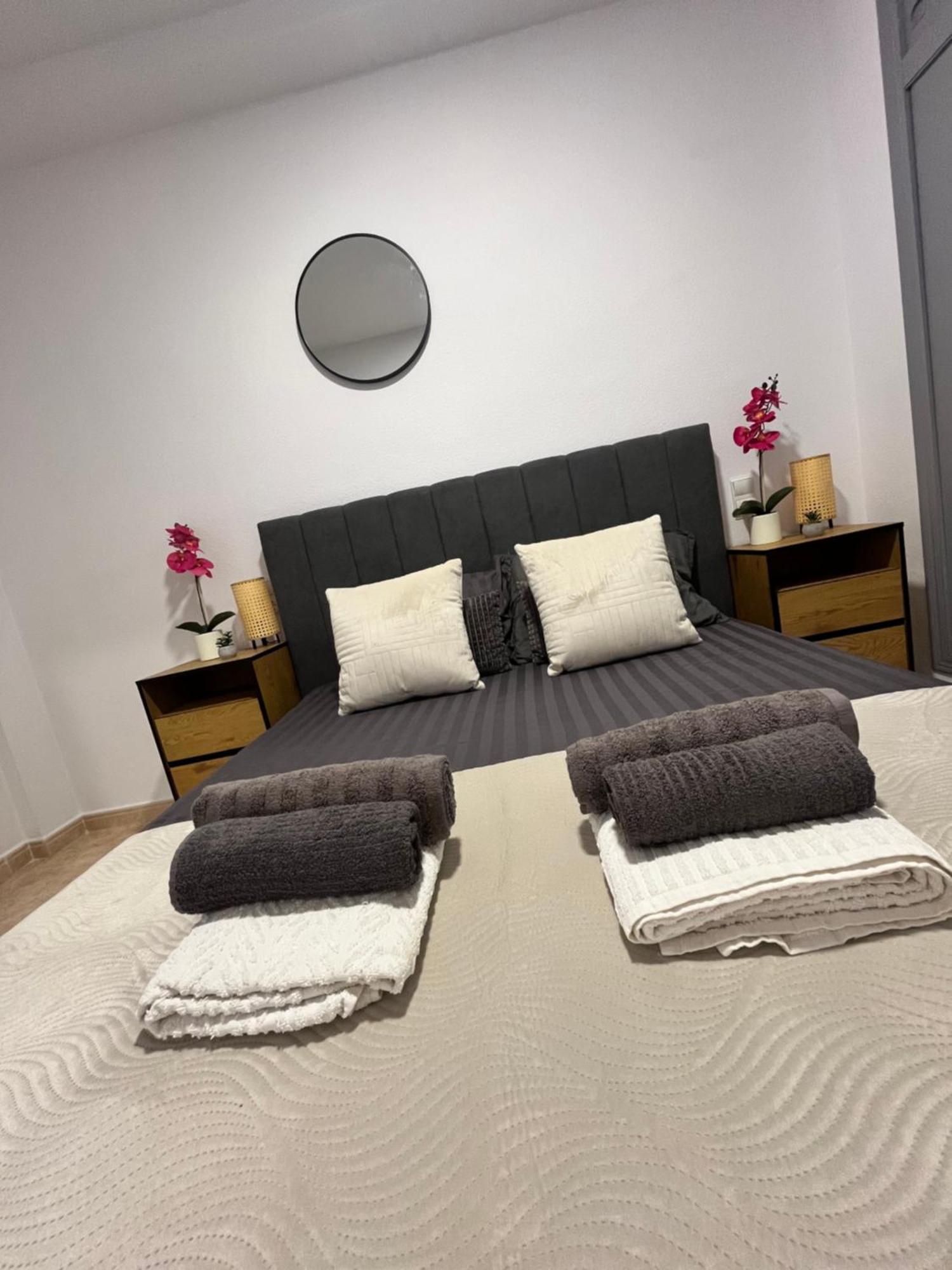 Magdalena Apartament Torrevieja Zewnętrze zdjęcie